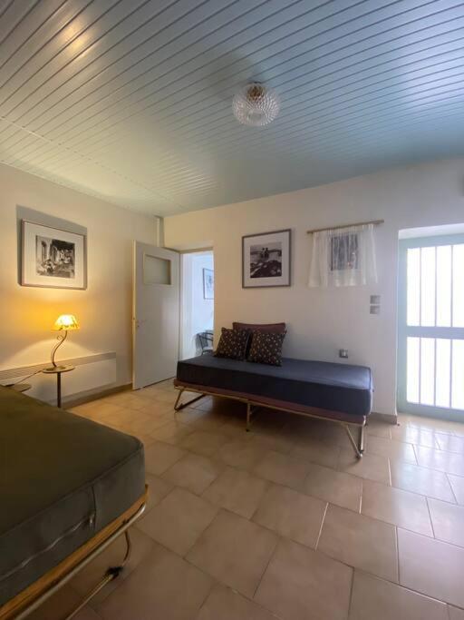Holiday home Siora Nina Charming Stone House Near Agios Gordios